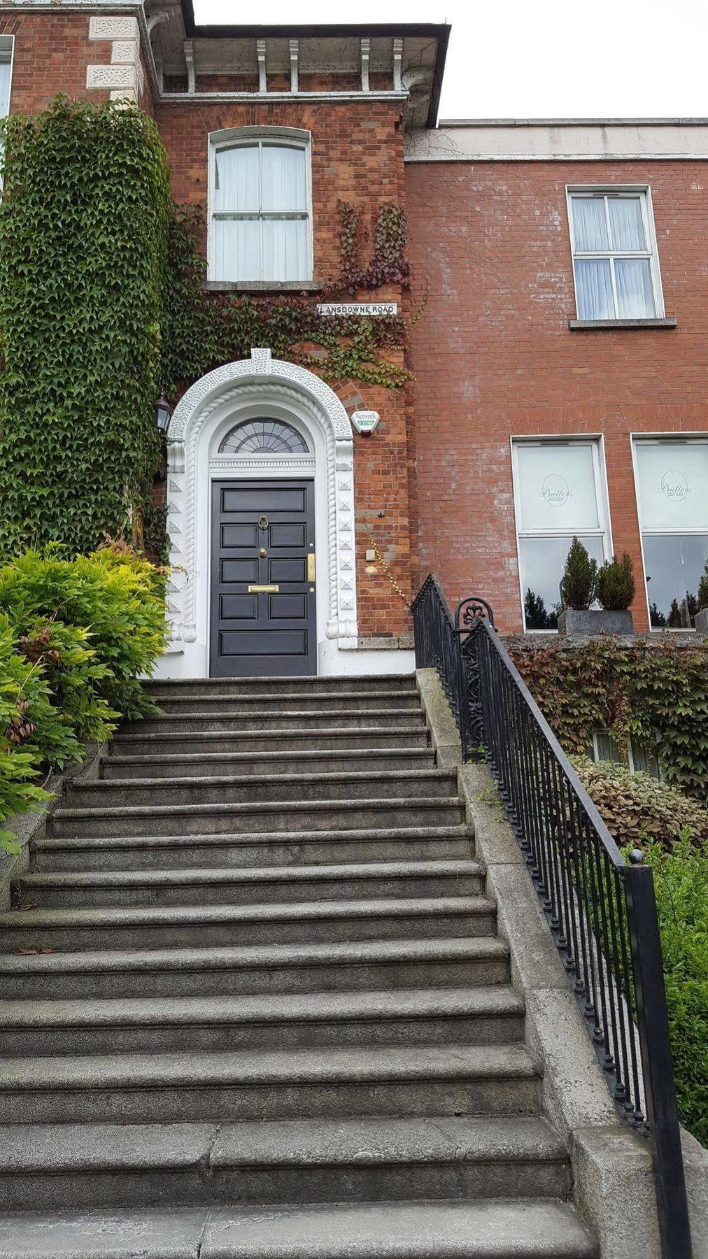 Отель Butlers Townhouse Дублин Экстерьер фото